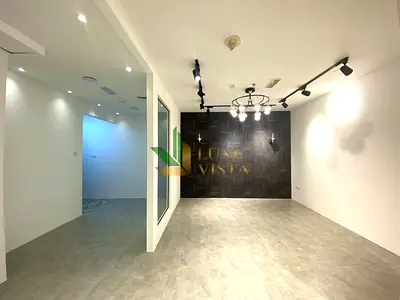 Exclusive | Fitted | Balcony | Close to Metro