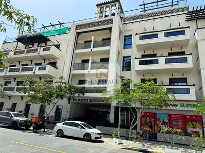 صفقة اليوم _ موقع مميز في قرية جميرا بيتش _ مساحة واسعة