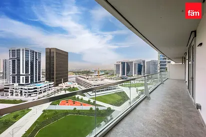 Luxuriously Upgraded And Renovated | Spacious