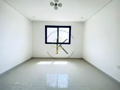 Lavish 1 BHK full of family building Neat and clean room for contact Babar