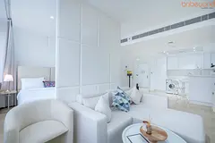 LUXURY WHITE-THEMED STUDIO | SKY GARDENS DIFC | PRIME LOCATION