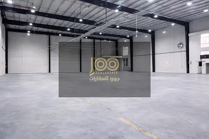 الكهرباء 550 / يوجد مساحة اضافيةارتداد خلف المستودع للاعمال الاضافية