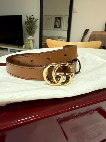 Authentic Tan leather belt with gold double-G buckle full set