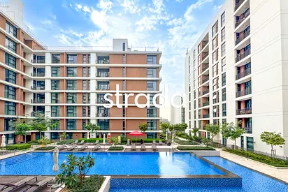 Exclusive | Pool View | Closed Kitchen