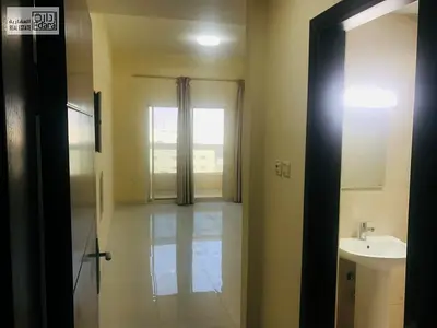 صفقة مميزة - غرفة وصالة للإيجار في عجمان الجرف الصناعية 2..قريب السوق الصيني..قريب حراج سيارات عجمان