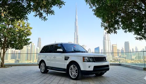 Land Rover Range Rover HSE 2013 GCC Specs Super Clean White with Tan Leather Kilometers 201000 V8