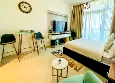 BRAND NEW STUDIO READY TO MOVE IN .