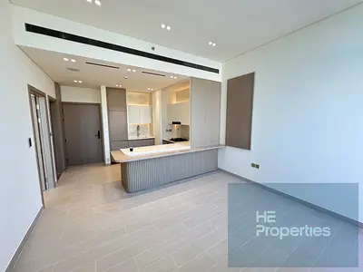 Spacious 1BR l Vacant l Amazing View | Private Pool