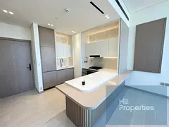 Spacious 1BR l Vacant l Amazing View | Private Pool