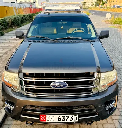 Ford Expedition XLT GCC 2015 Top option