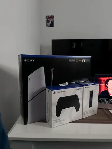 PlayStation 5 (UAE Version) Console Digital Version With Controller - New Model 2023