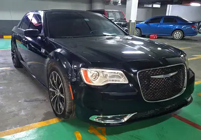 Chrysler 300S 2014 American Specs - Well Maintained