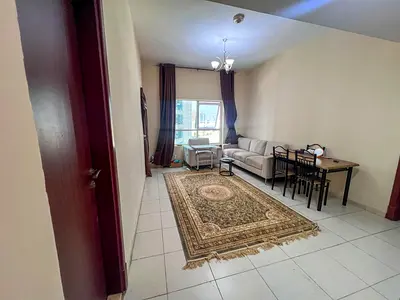شقة غرفة وصالة بإطلالة مفتوحة بأبراج الأورينت للايجار الشهري