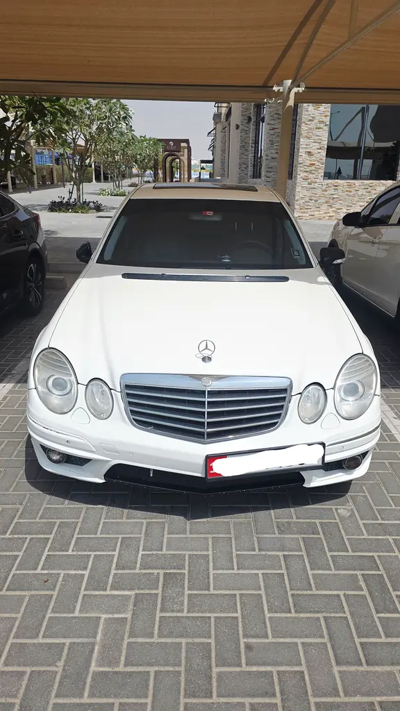 Mercedes-Benz E-Class 2006 — photo 1 of 11