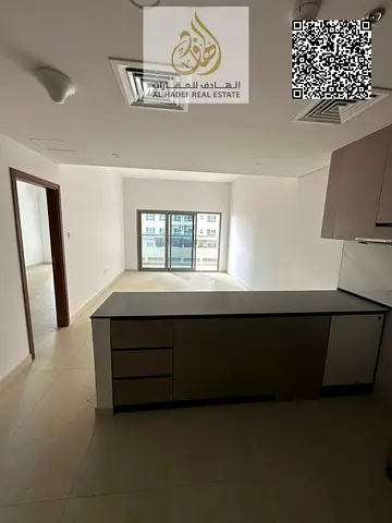 غرفة وصالة للإيجار في جاردن رزيدنس – العامرة | محمد بن زايد مباشر | باركن وجيم ومسبح | 38,000 درهم