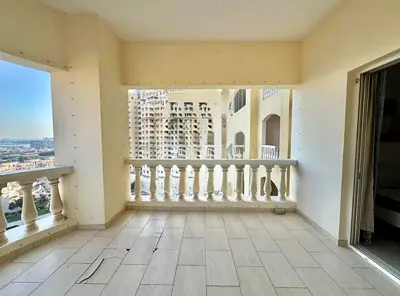 Large Balcony Studio | Serene Community | RB5