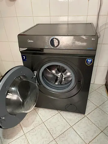 Midea 7kg Front Load Washing Machine – Excellent Condition