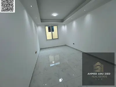 اول ساكن , اكبر وارقي شقه غرفتين وصاله للايجار السنوي بعجمان المويهات 3, 3حمام. تكييف مركزي,بلكون باطلاله,غرفه ماستر, خزائن حائط.
