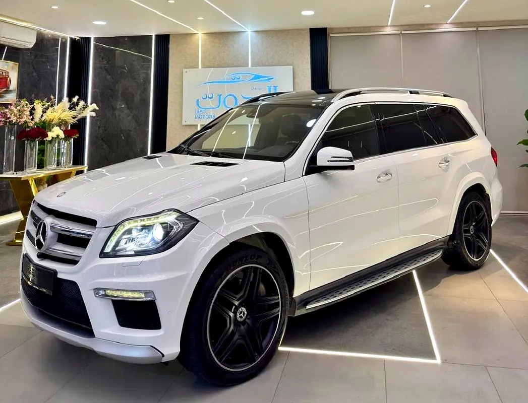 Mercedes-Benz GL-Class 2016 — photo 1 of 18