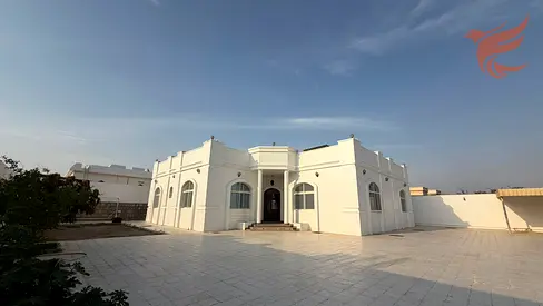 4 bhk | Opposite Mina Al Arab | Ac & Parking | Call now !!!