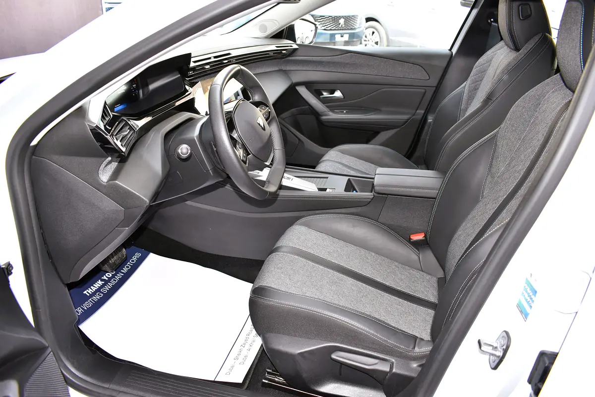 Peugeot 408 2025