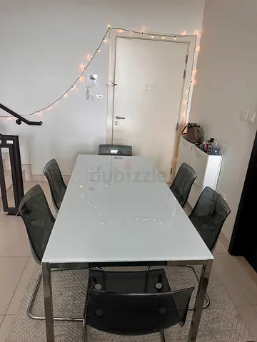 6 seats dining table from IKEA, very good condition