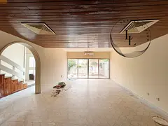 Lavish 4bhk compound villa is available in 85k very near to beach.