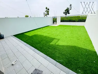 Single Row | Spacious Unit