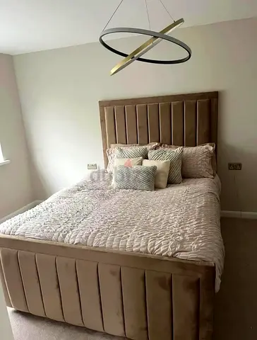 Brand New Luxury King Size Fully Customisable Bed Hydraulic Storage