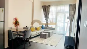 GREAT LAYOUT | MODERN UNIT | WELL MAINTAINED