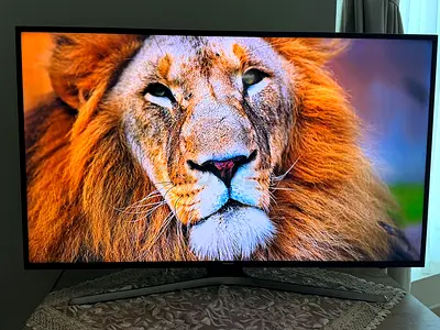 Samsung 50-inch 4K UHD Smart TV (Model: UA50MU7000)