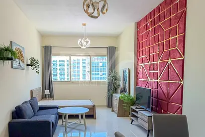 FULLY FURNISHED | VACANT | HIGH FLOOR