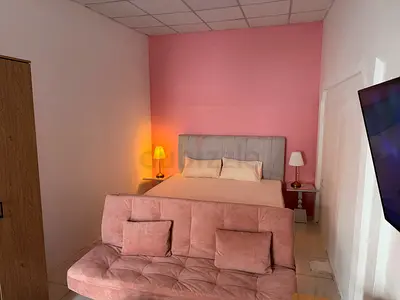 Cozy room for ladies only