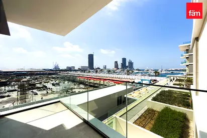 Vacant | Spacious Layout | Yacht and Sea View