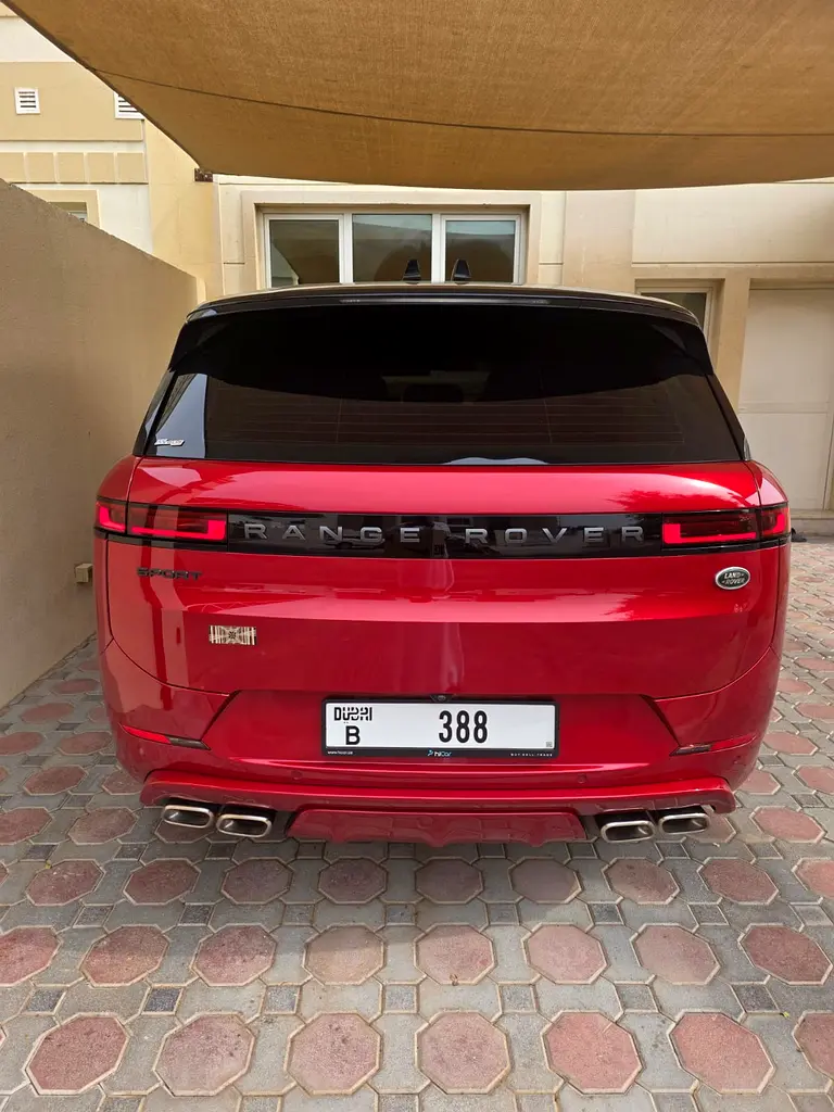 Land Rover Range Rover Sport 2023 — photo 1 of 7