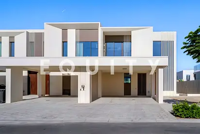 Golden Beach | True Corner | Area Specialist