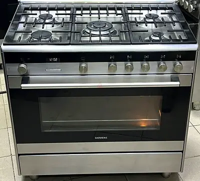 Selling my Siemens 90cm Dual Fuel Freestanding Gas Range  Electric Oven - Stainless Steel, Working