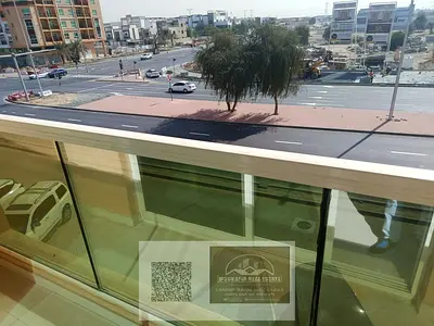 Super-Lux 3-Bedroom Apartment with Balcony