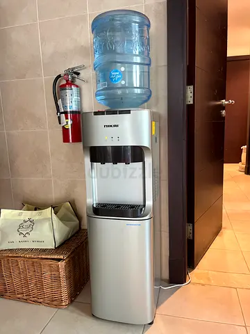 Water dispenser in perfect conditions