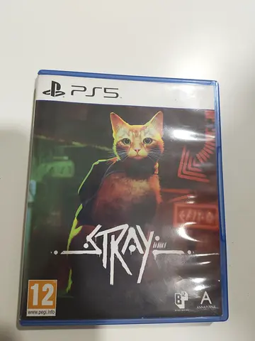 Stray (PS5) - Case Included