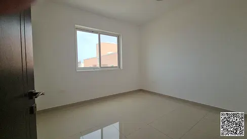 شقة بغرفة نوم واحدة للإيجار في منطقة الجرف الصناعية 1 | موقف سيارات متوفر | بالقرب من الطريق السريع E311