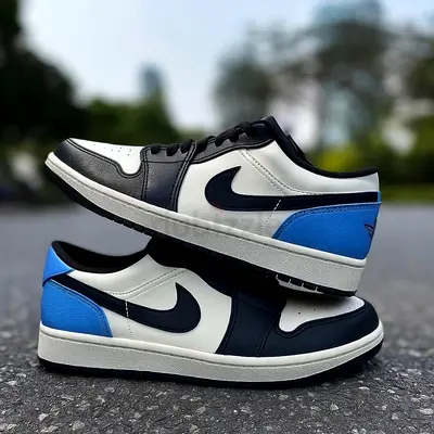 Black/White/Blue Low-Top Sneakers (Unisex)