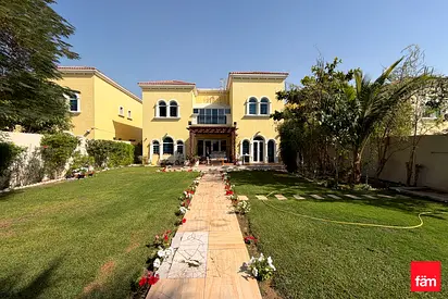 District 5 I Vacant On Transfer I Large Plot