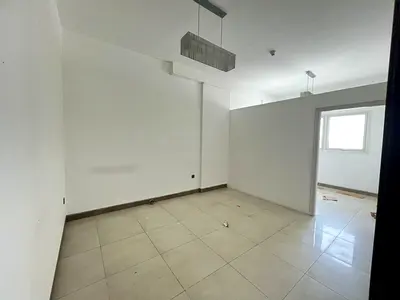 جيم مسبح| غرفة وصالة خزائن بالحائط غرفة ماستر برج جديد |قريب من دوار البريد المركزي|صيانة مجانية|