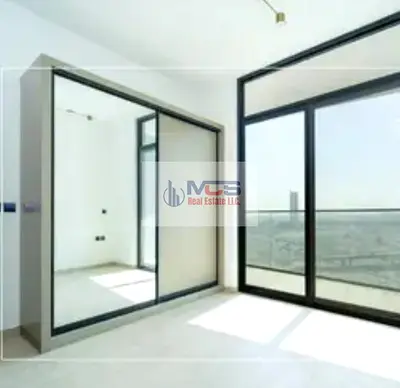 High Floor | Open View | Ready to Move at 04/06/ 2026 |