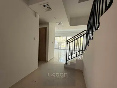 Brand New, Closed Kitchen, Ready to move