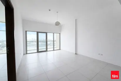 flexible cheques & premium amenities