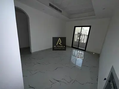 موقع مميز-اول ساكن-استلام فورى-غرفتين بسعر مميز-خزاين فالحائط-سهل لمخرج دبى والشارقه