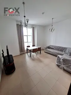 2 rooms and a hall with 2 balconies with a special area / free parking / distinctive extension in Ci