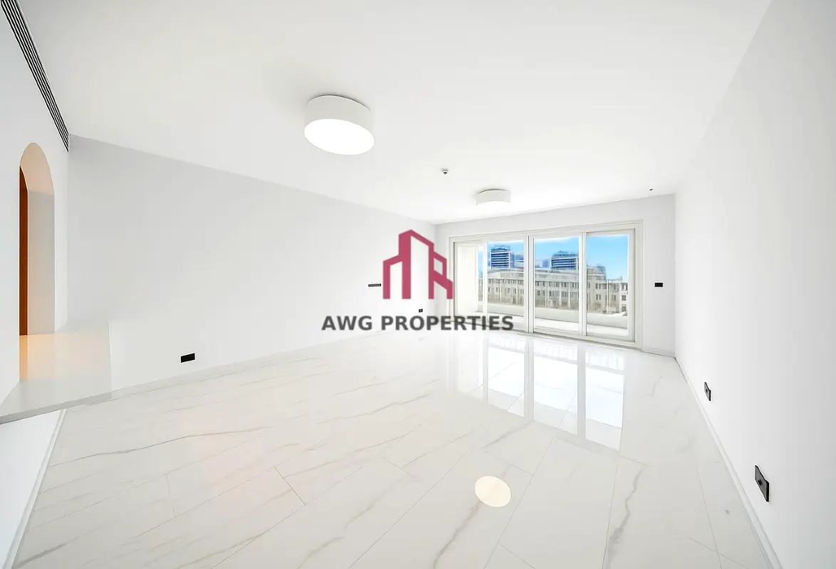 Spacious Apartment | Near to Metro | Family Building